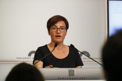 La diputada de CatECP Marta Ribas durant una roda de premsa el 25 de juny de 2020