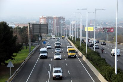 Imatge de la Ronda de Dalt al seu pas per Cornellà de Llobregat