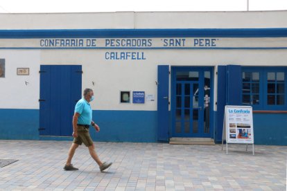 Entrada a l'edifici històric de la Confraria de Pescadors Sant Pere, ara convertit en un centre d'interpretació.