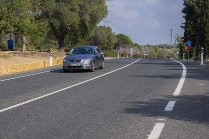 La propuesta del gobierno consiste en hacer los carriles más estrechos, reducir la velocidad de circulación y ganar espacio para bicis y peatones.