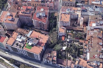 Actualmente la calle Armanyà no llega hasta la Bajada del toro.