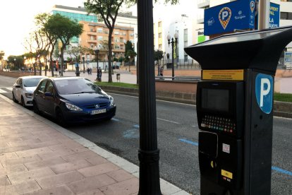 Un parquímetro de la Rambla Lluís Companys de Tarragona.