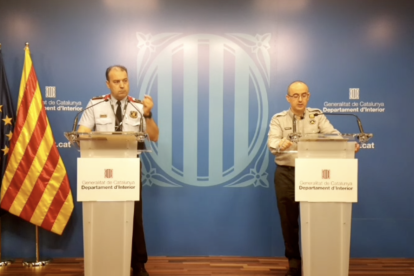 Mossos d'Esquadra y Protección Civil resuelven dudas sobre el confinamiento