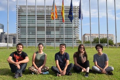 El equipo de investigación con Pietro Fazzari en el centro.