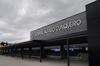 Los abuelos fueron trasladados al hospital Álvaro Cunqueiro de Vigo.