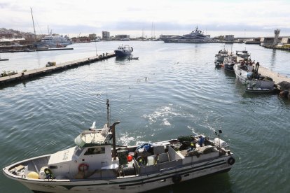 El sector pesquer tarragoní travessa per mals moments i aquest s'han agreujat amb la pandèmia.