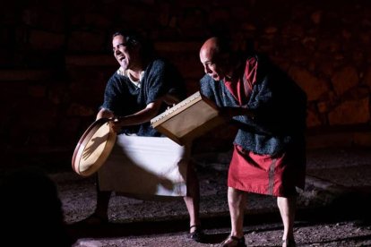 Sero sed non serio, recreación de una compañía de teatro clásico romano, que el Aula de Teatro de la URV - Zona Zàlata estrenó en el Festival Tàrraco Viva de 2019.