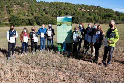 Representants d'establiments d'hostaleria i restauració i de l'Àrea de Turisme, en la presentació del projecte 'Respira Montblanc.