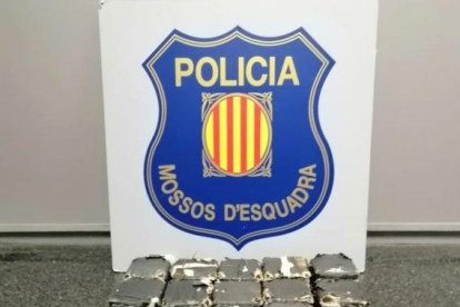 Imagen de la droga encontrada por los Mossos.