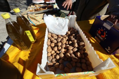 Uno de los puestos del Mercado del Albiol.