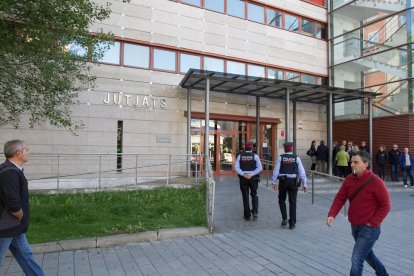 Una imatge d'arxiu de l'exterior de l'edifici dels Jutjats de Reus.