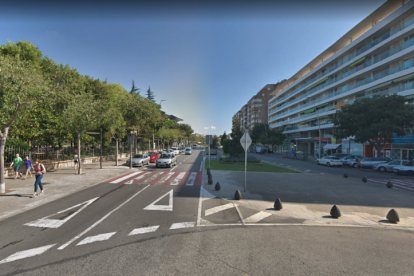 La avenida Sant Jordi tendrá dos carriles cortados para uso de peatones.