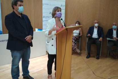 La consejera|consellera de Salud durante su comparecencia en Reus.