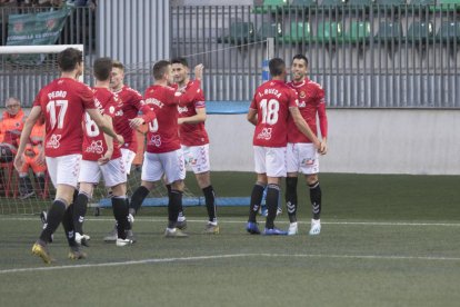 Els jugadors del Nàstic celebrant la diana de Gerard Oliva.