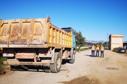 Inici de les obres del primer tram de la via verda del Carrilet, a Tortosa.