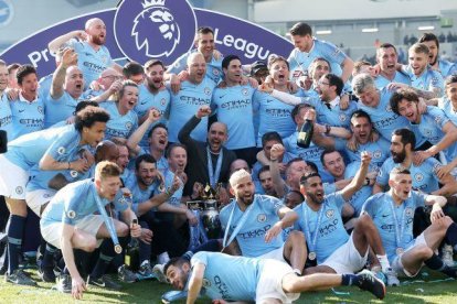 Imagen de archivo del primer equipo del Manchester City celebrando un título.