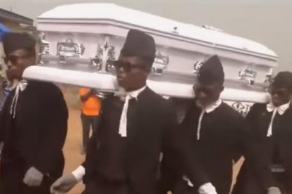 Imagen de un funeral en Ghana