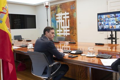 Pedro Sánchez en la reunión de esta mañana con los presidentes de las comunidades autónomas.