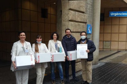 Entre otros hospitales, han entregado parte del material a Santa Tecla.