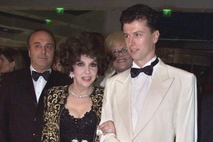 L'artista Gina Lollobrigida amb l'empresari Javier Rigau.