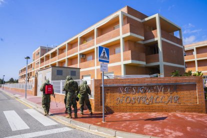 El equipo de la tercera subinspección general del ejército del suelo, ayer en Pallaresos.