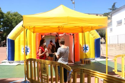 Imagen de archivo de una carpa instalada en agosto en Sabadell.