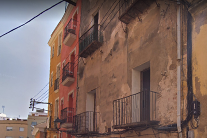 Fachada de la Casa de les Ànimes, en la calle Arc de Sant Llorenç.