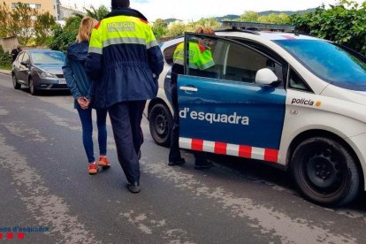 En el Vendrell se han hecho, de momento, tres detenciones.