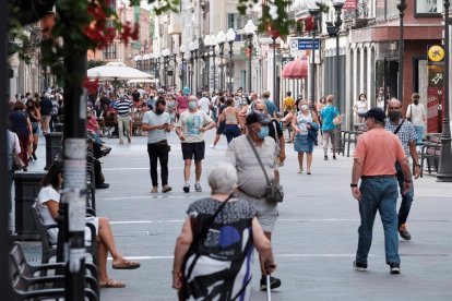 L'estudi analitza l'evolució de la pandèmia a Espanya.