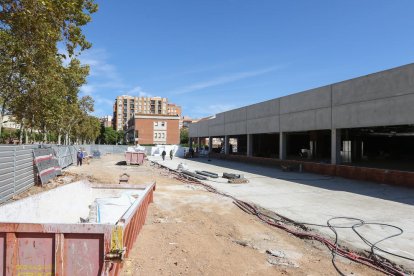 El estado en el cual se encuentran las obras del supermercado en los terrenos de la antigua Sedera.