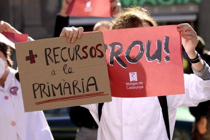 Pancartas durante una de las protestas de los sanitarios.