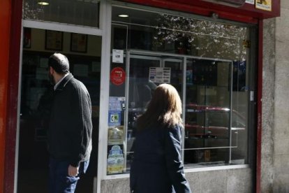 Un 23% dels espanyols fuma diariament