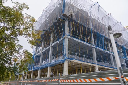 Los vecinos creen que el centro abierto perjudicará su seguridad, y todavía más sin luz en el barrio.