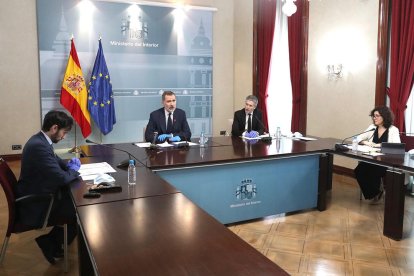 Imatge de la reunió que s'ha fet a la seu del Ministeri de l'Interior.