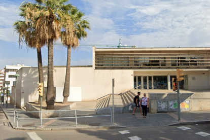 Centros como la Escola Saavedra se beneficiarían de la presencia de una enfermera permanente.