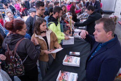 L'edició de l'any passat de Sant Jordi va ser molt concorreguda al municipi pobletà.