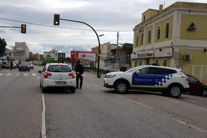 Uno de los controles que ha realizado la policía esta mañana.