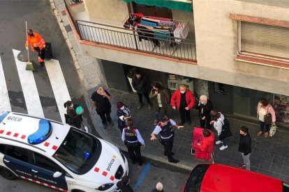 Los Mossos, al ser avisados del tirón.