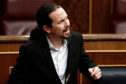 Imatge de Pablo Iglesias amb la polèmica jaqueta.