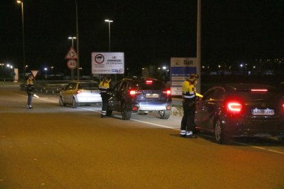 Imatge d'arxiu d'un control de mobilitat dels Mossos d'Esquadra.