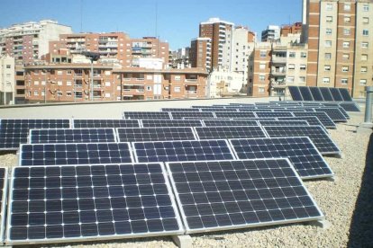 Instalación municipal de placas fotovoltaicas.