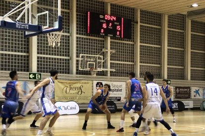 Imatge de l'enfrontament d'avui entre el CBT i l'Hospitalet