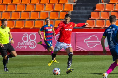 Gerard Oliva, durant el Nàstic-Llagostera d'aquesta temporada.