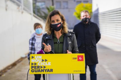 Laia Estrada va recalcar la necessitat d'actuar en els equipaments sanitaris de la demarcació.