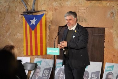 Albert Batet va visitar ahir Altafulla per defensar el projecte del seu partit.