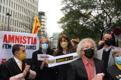 Laura Borràs y Quim Torra en la Ciudad de la Justicia.