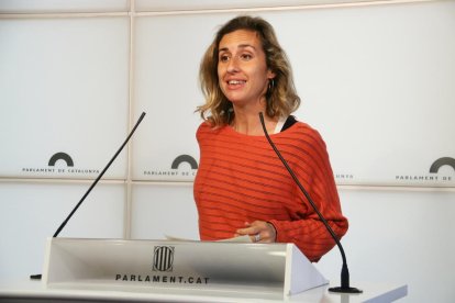 Primer pla de la diputada de la CUP Laia Estrada.