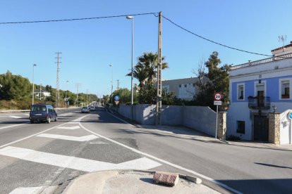 Imatge de la urbanització de la Savinosa, que acull molts usuaris de la platja en temporada d'estiu.