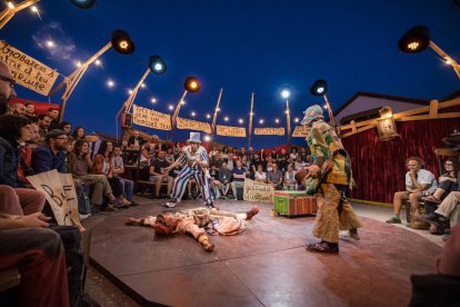 La Baldufa Teatre llegará el sábado con tres payasos y el espectáculo 'Bye, bye Confetti'.