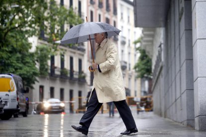 Luís Bárcenas llegando a la Audiencia Nacional para conocer si ingresa en prisión.